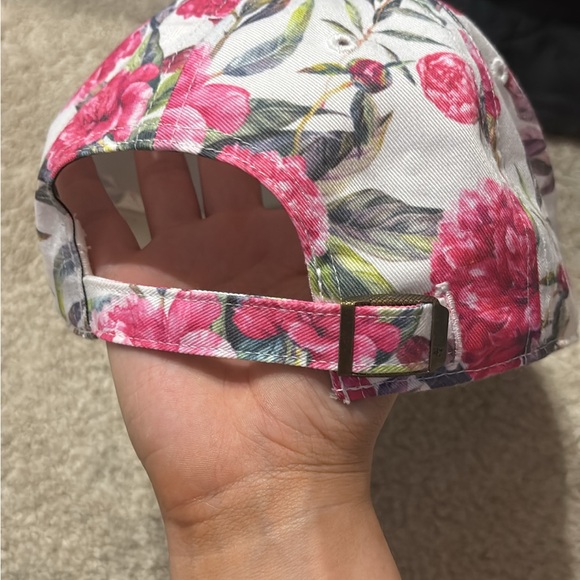 Floral Peony Red Sox Cap - Picture 3 of 6